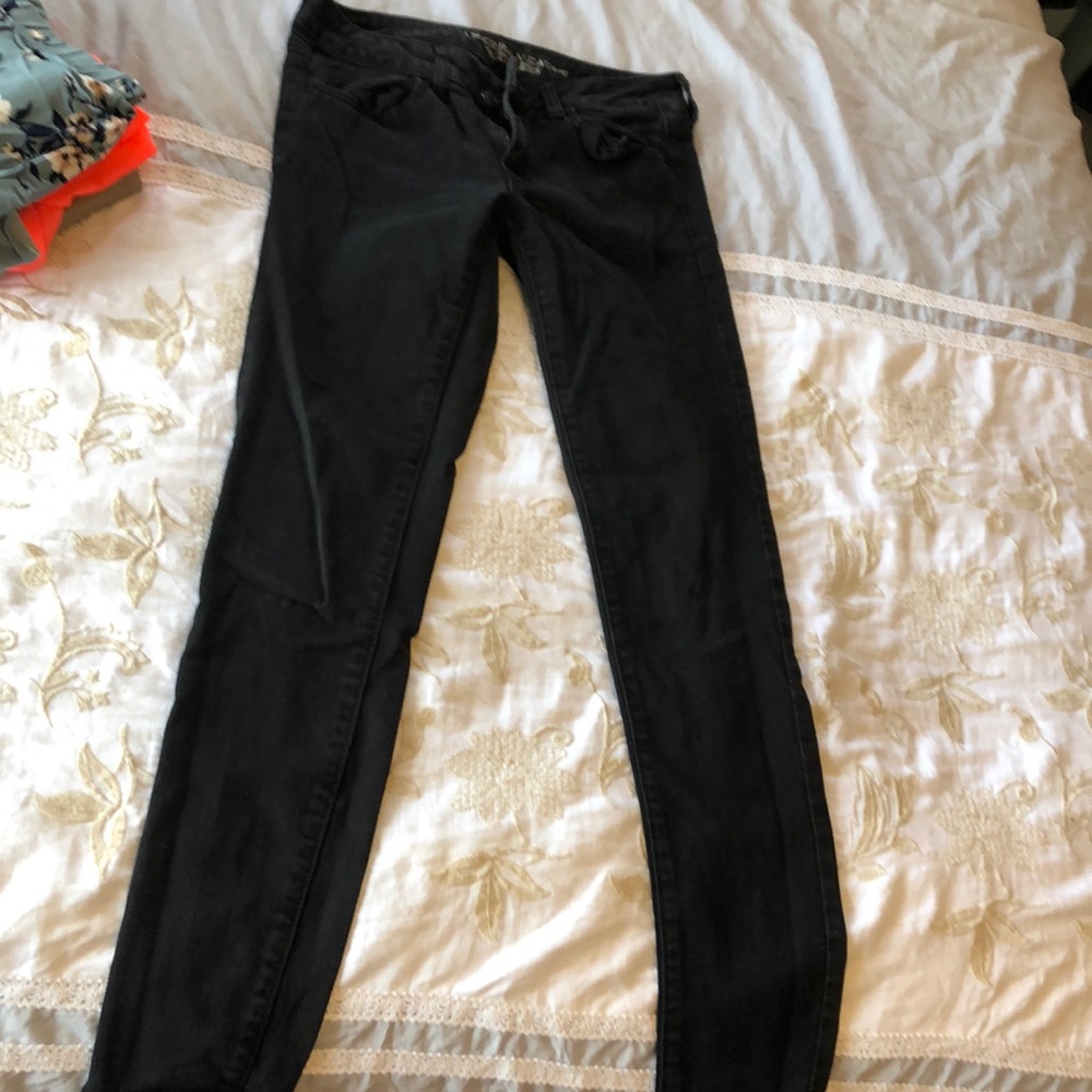 Black jeggings
